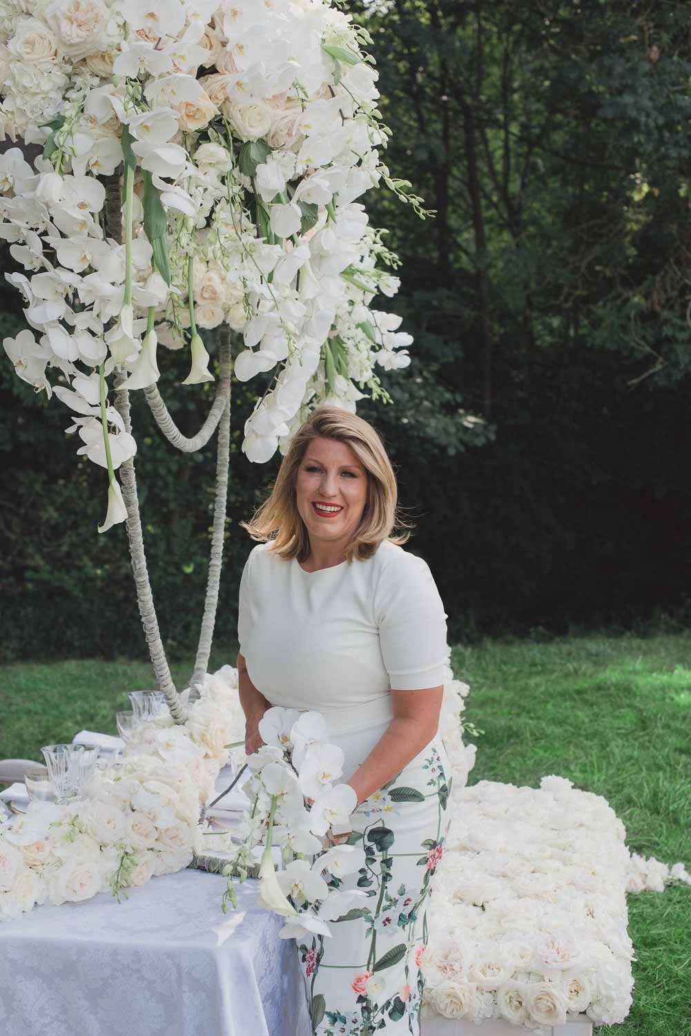 If you are looking to have the WOW factor at your event or wedding, then Paula Rooney luxury floral designer is the florist for you. Click to find out more.