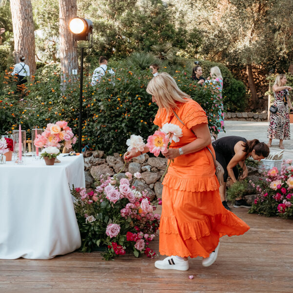 Jardines de Alfabia Wedding Mallorca Violeta Minnick Photography Paula Rooney Floral Designer