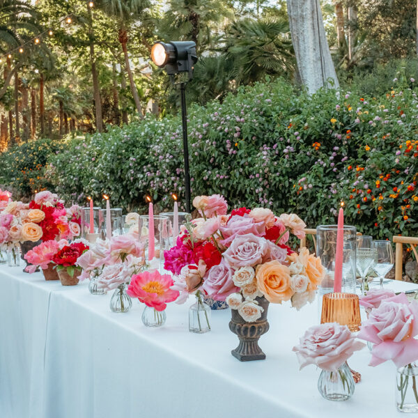 Jardines de Alfabia Wedding Mallorca Violeta Minnick Photography Long Top Table Flowers Orange Red Pink