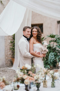 Finca Morneta Wedding Mallorca (c)Liz Greenhalgh Photography Bride Groom Table Outdoors Flowers